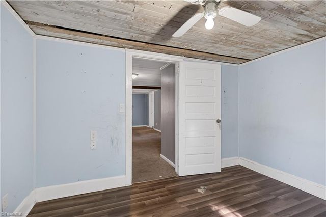 1576 Center Cross Church Road, Asheboro, NC 27205