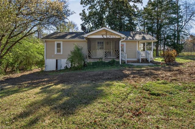 1576 Center Cross Church Road, Asheboro, NC 27205