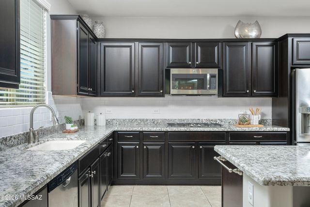 3366 W Fledgling Drive, Marana, AZ 85658