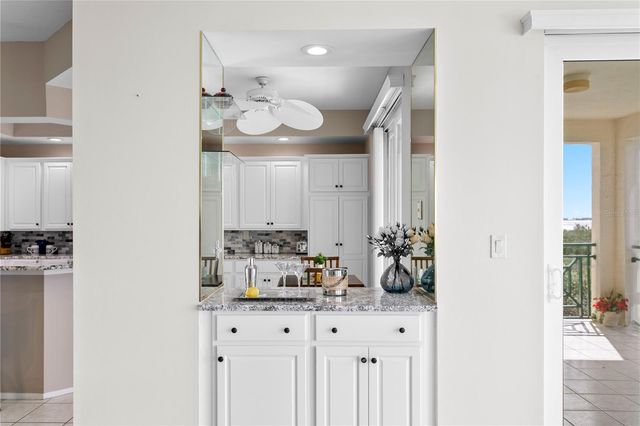 4717 DOLPHIN CAY LANE S 203, St Petersburg, FL 33711