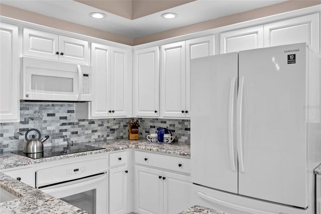 4717 DOLPHIN CAY LANE S 203, St Petersburg, FL 33711