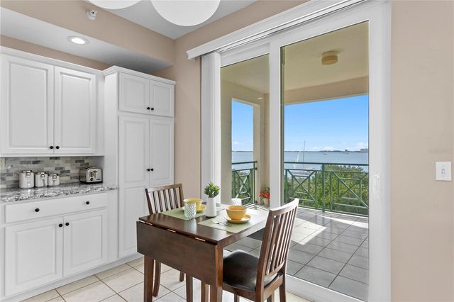 4717 DOLPHIN CAY LANE S 203, St Petersburg, FL 33711