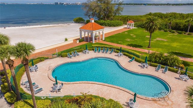 4717 DOLPHIN CAY LANE S 203, St Petersburg, FL 33711