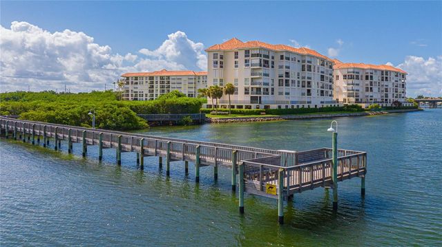 4717 DOLPHIN CAY LANE S 203, St Petersburg, FL 33711