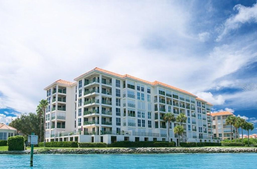 4717 DOLPHIN CAY LANE S 203, St Petersburg, FL 33711