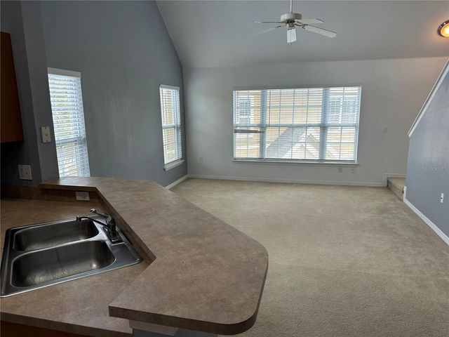 5601 ROSEHILL ROAD 201, Sarasota, FL 34233