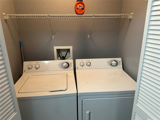 5601 ROSEHILL ROAD 201, Sarasota, FL 34233
