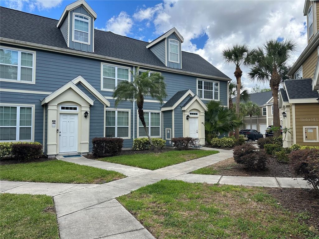 5601 ROSEHILL ROAD 201, Sarasota, FL 34233