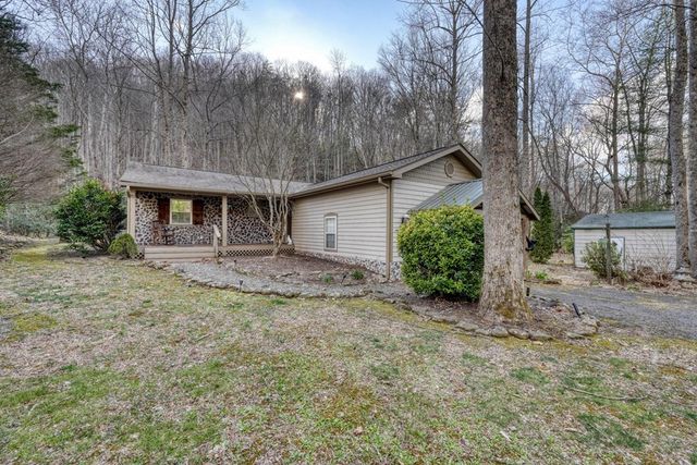 4868 Swallows Creek Road, Hiawassee, GA 30546