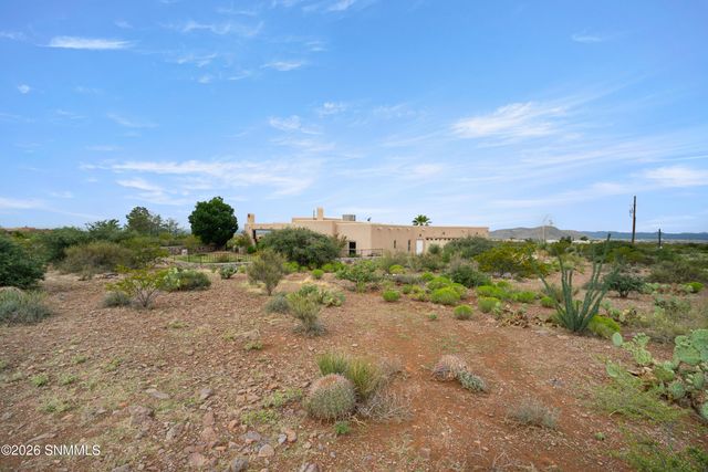 5073 Cueva Mine Trail, Las Cruces, NM 88011