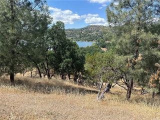 18750 East Ridge View, Hidden Valley Lake, CA 95467