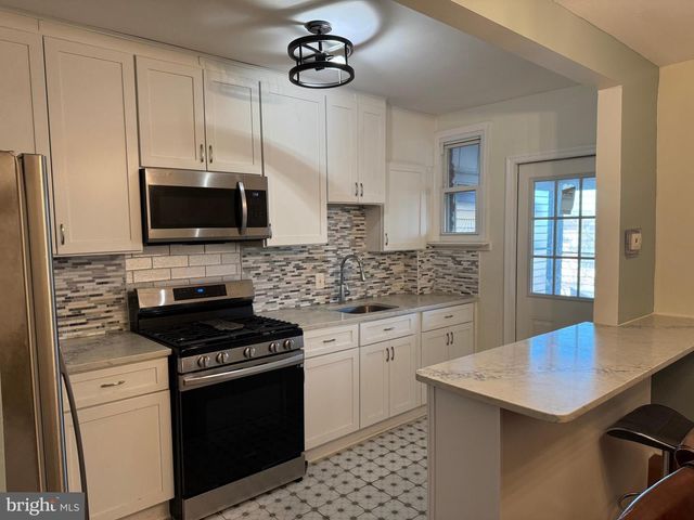 1636 FORT DAVIS PL SE, Washington, DC 20020