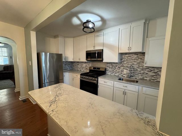 1636 FORT DAVIS PL SE, Washington, DC 20020