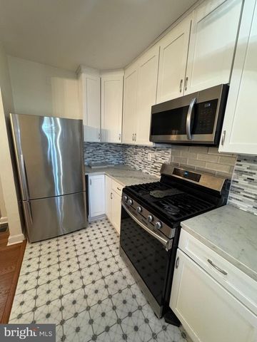 1636 FORT DAVIS PL SE, Washington, DC 20020