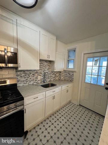 1636 FORT DAVIS PL SE, Washington, DC 20020