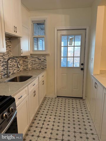 1636 FORT DAVIS PL SE, Washington, DC 20020