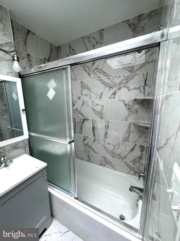 1636 FORT DAVIS PL SE, Washington, DC 20020