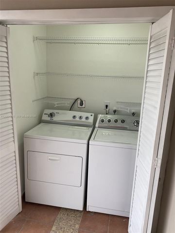 12227 SW 24th Ter 30, Miami, FL 33175