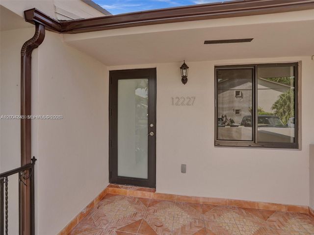 12227 SW 24th Ter 30, Miami, FL 33175