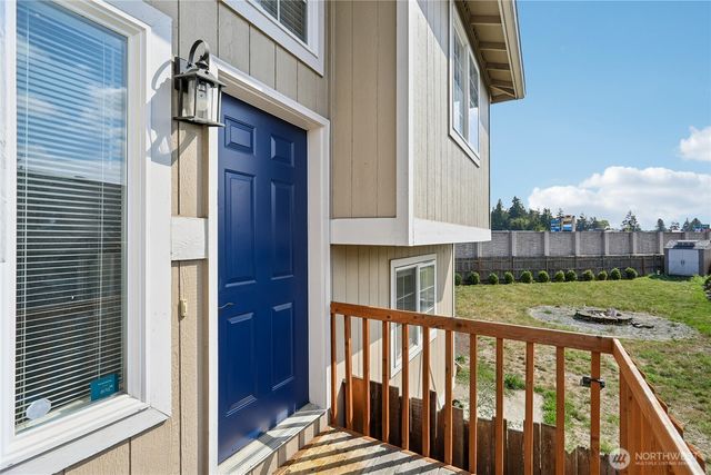 17611 29th Avenue NE, Marysville, WA 98271