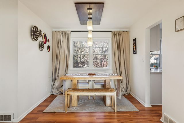 4315 Urbandale Avenue, Des Moines, IA 50310