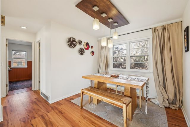 4315 Urbandale Avenue, Des Moines, IA 50310