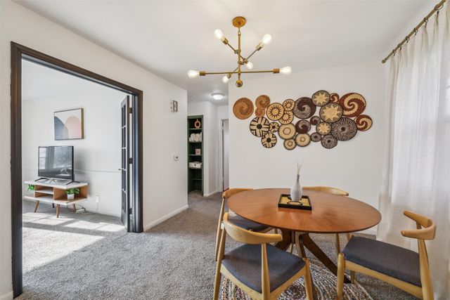 4315 Urbandale Avenue, Des Moines, IA 50310