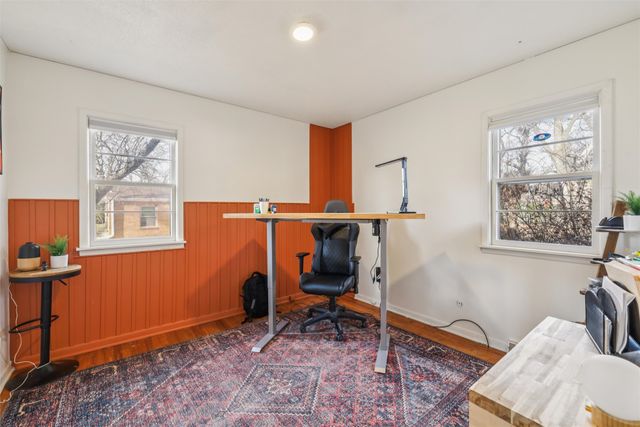 4315 Urbandale Avenue, Des Moines, IA 50310