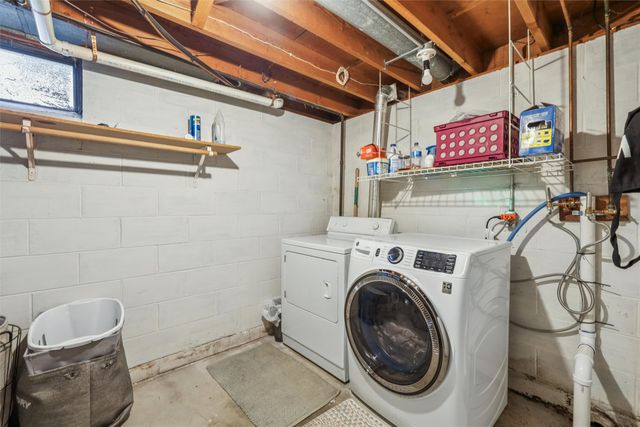 4315 Urbandale Avenue, Des Moines, IA 50310