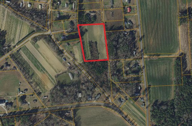 444 L J Rd., Galivants Ferry, SC 29544