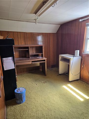 1822 Ellsworth Ave, Heidelberg, PA 15106