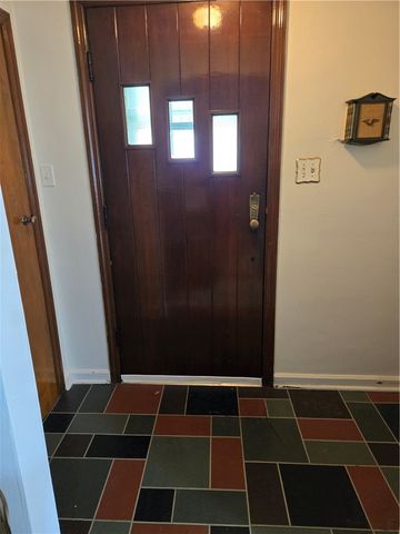 1822 Ellsworth Ave, Heidelberg, PA 15106