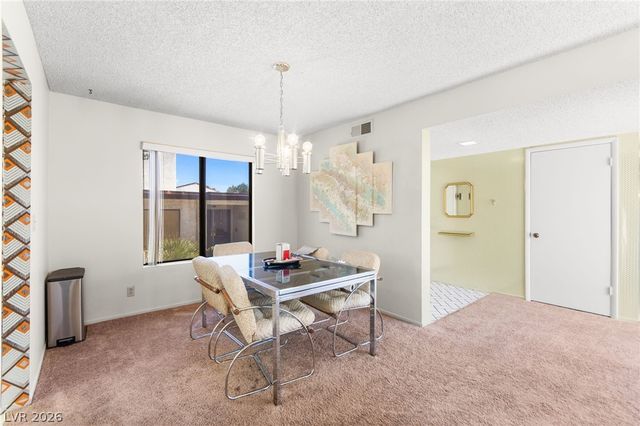 2650 San Lago Court, Las Vegas, NV 89121