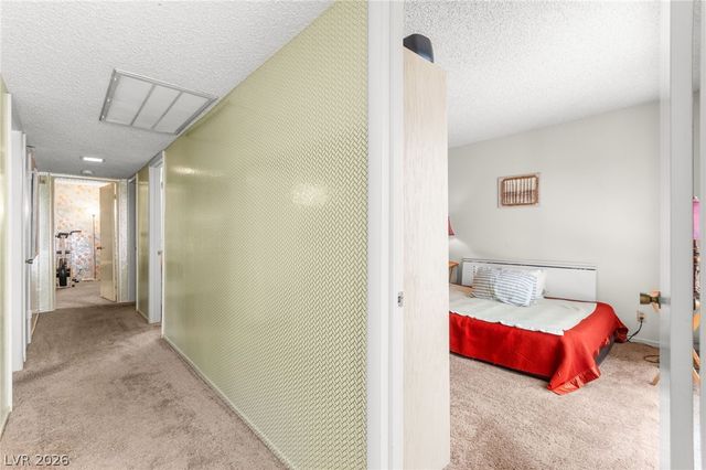 2650 San Lago Court, Las Vegas, NV 89121