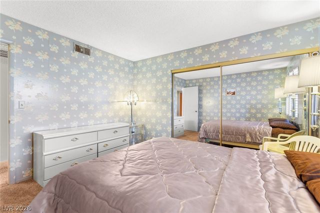 2650 San Lago Court, Las Vegas, NV 89121