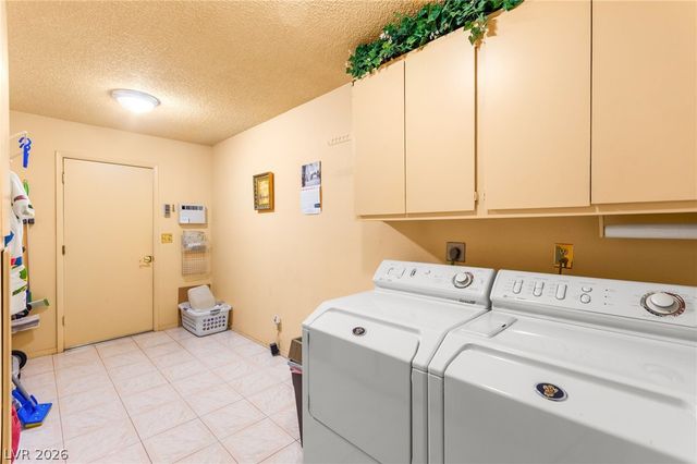 2650 San Lago Court, Las Vegas, NV 89121