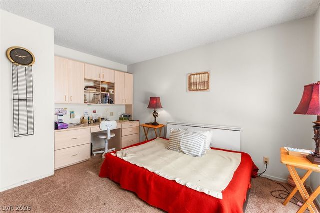 2650 San Lago Court, Las Vegas, NV 89121