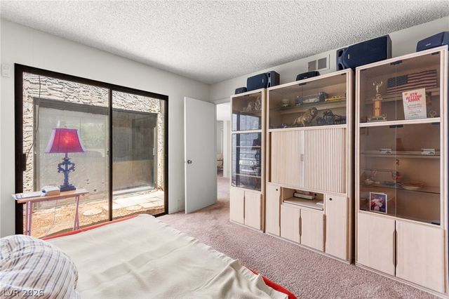 2650 San Lago Court, Las Vegas, NV 89121