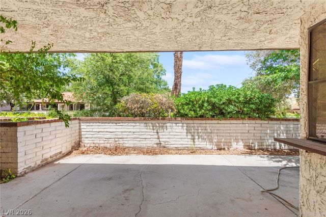 2650 San Lago Court, Las Vegas, NV 89121