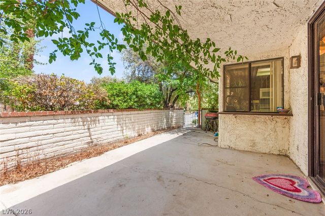 2650 San Lago Court, Las Vegas, NV 89121