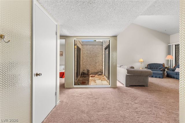 2650 San Lago Court, Las Vegas, NV 89121