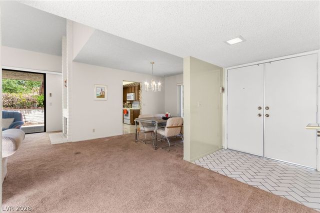 2650 San Lago Court, Las Vegas, NV 89121