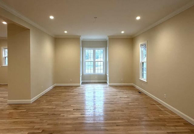 105 Andrews Creek Ln, Spartanburg, SC 29302