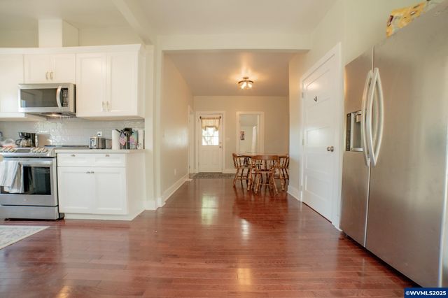 357 N Yamhill St, Carlton, OR 97111