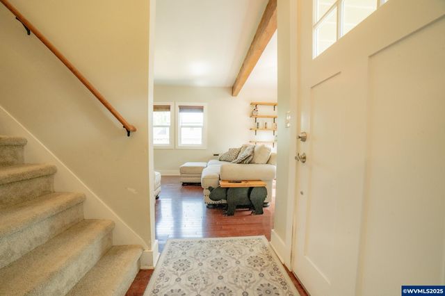 357 N Yamhill St, Carlton, OR 97111