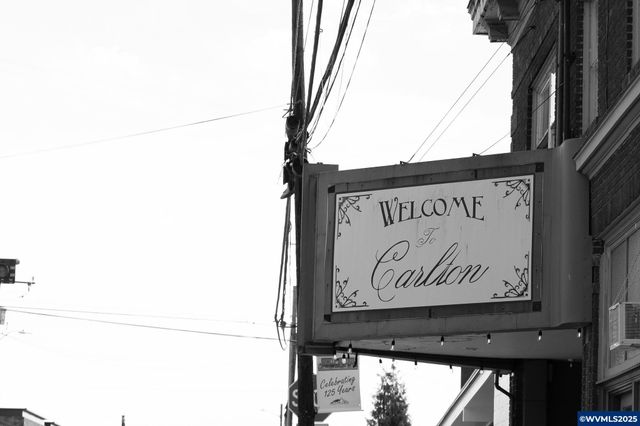 357 N Yamhill St, Carlton, OR 97111