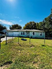 11806 Red Bud Drive, Balch Springs, TX 75180