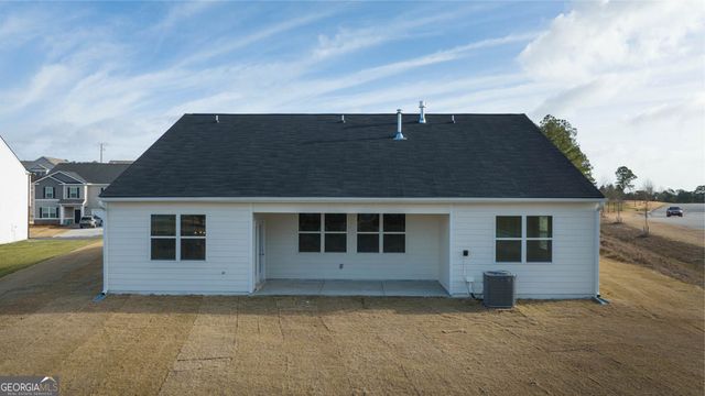 325 Bullock Pass, Jefferson, GA 30549