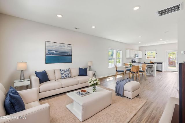 1008 Birds Nest Cove, Leland, NC 28451