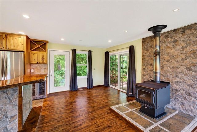 1397 Sayles Trail, Belleville, WI 53508